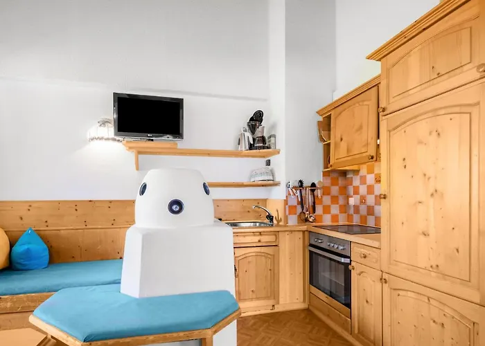 Nadine-4 By Interhome سولدن