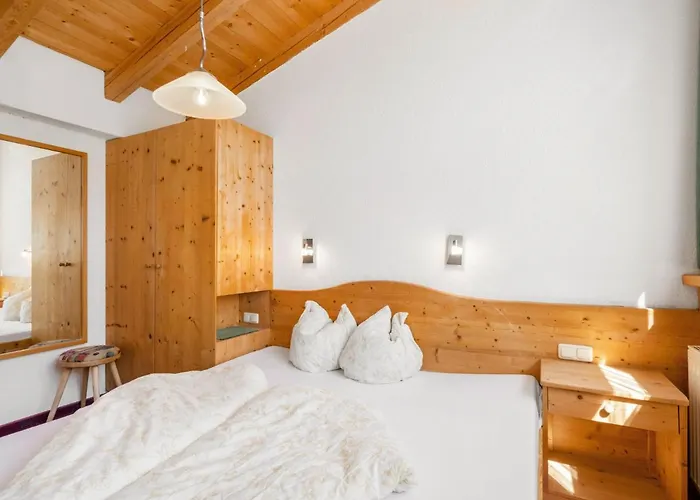 Appartamento Nadine-4 By Interhome