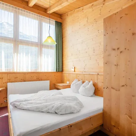 Nadine-4 By Interhome Lägenhet Sölden